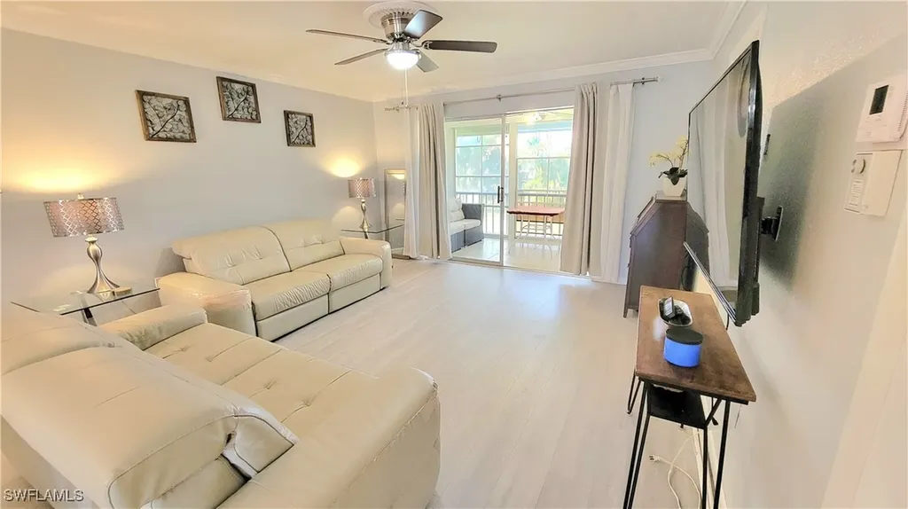300 Valley Stream Drive Naples FL 34113