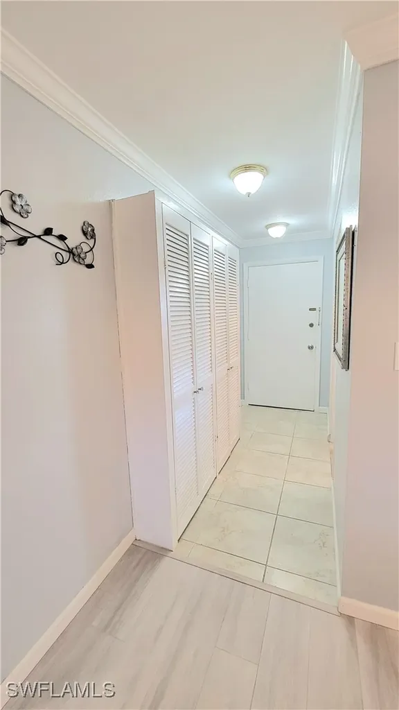 300 Valley Stream Drive Naples FL 34113