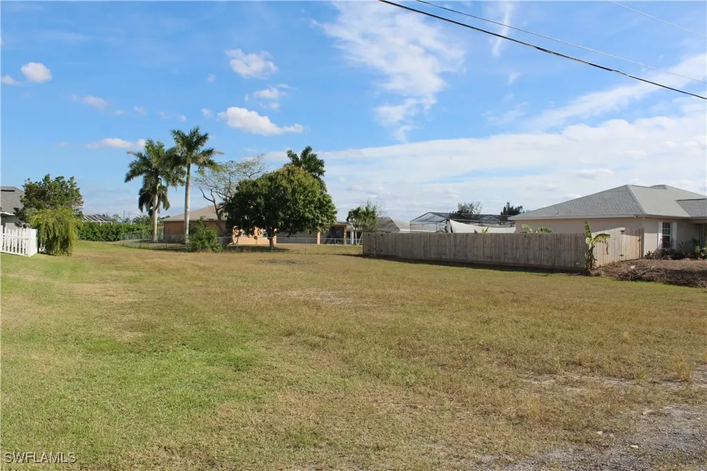3713 Andalusia Boulevard Cape Coral FL 33909