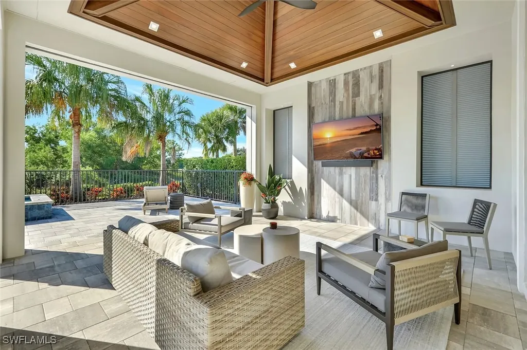 3344 Kumamoto Lane Naples FL 34114