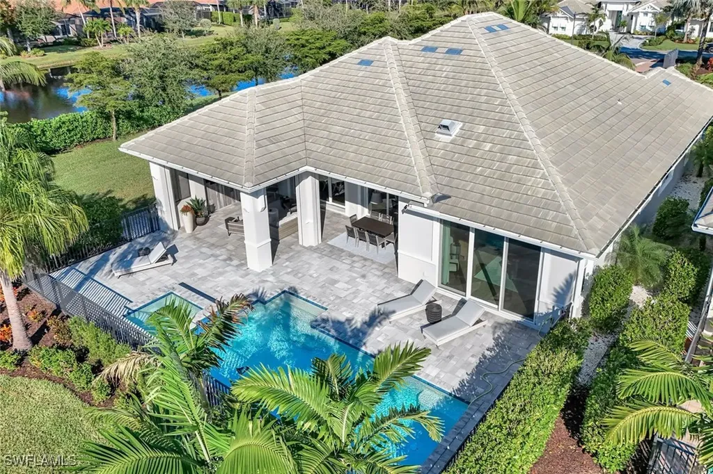 3344 Kumamoto Lane Naples FL 34114