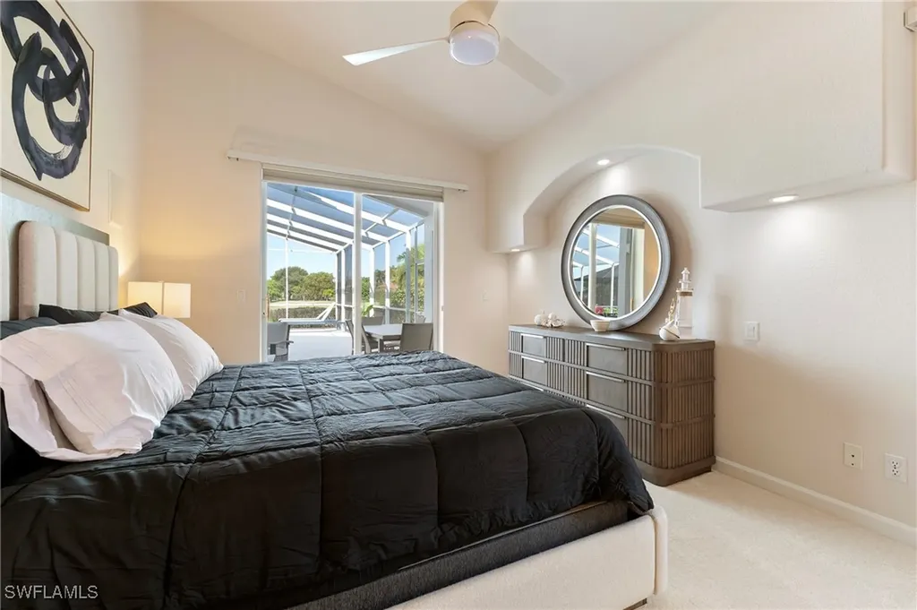 1526 Vintage Lane Naples FL 34104