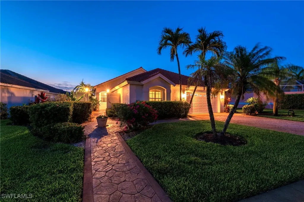 1526 Vintage Lane Naples FL 34104