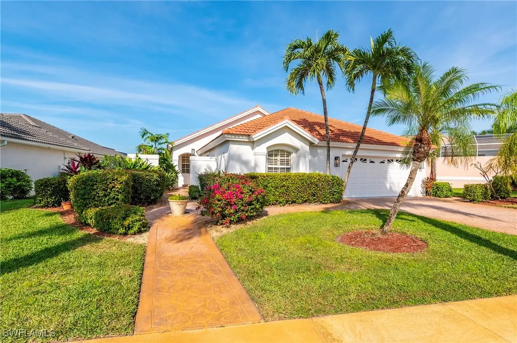 1526 Vintage Lane Naples FL 34104