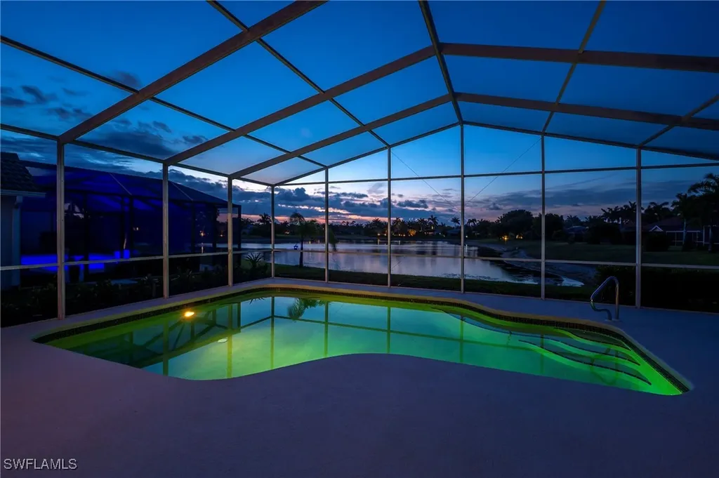 1526 Vintage Lane Naples FL 34104