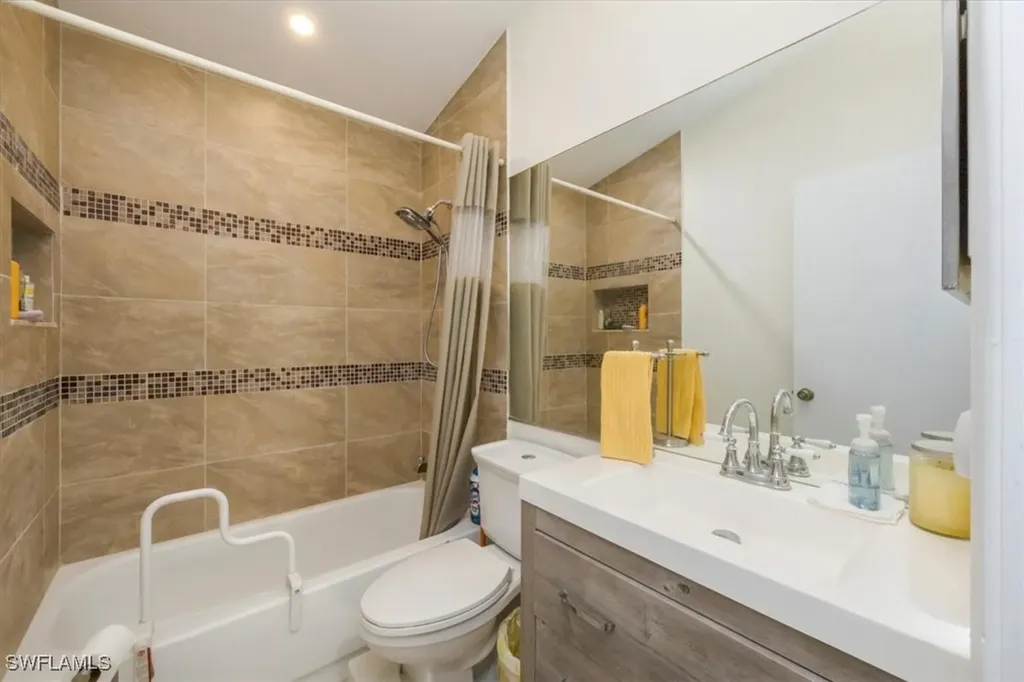 1321 Naples Lake Drive Naples FL 34104