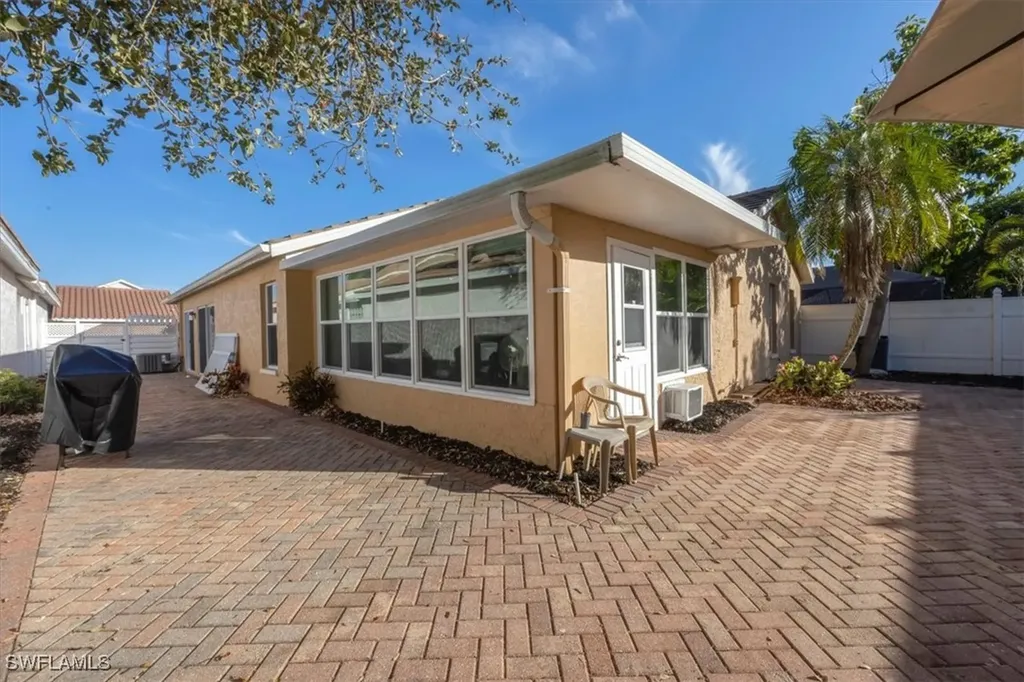 1321 Naples Lake Drive Naples FL 34104