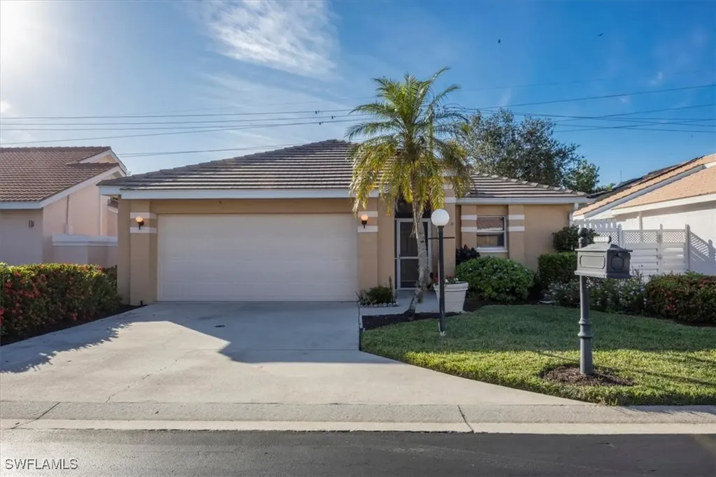 1321 Naples Lake Drive Naples FL 34104