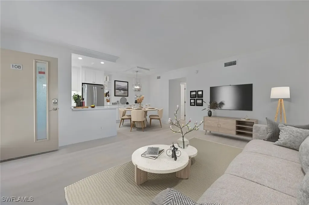 1100 Gulf Shore Boulevard N Naples FL 34103