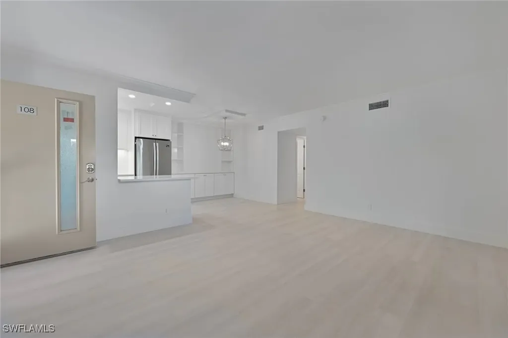 1100 Gulf Shore Boulevard N Naples FL 34103