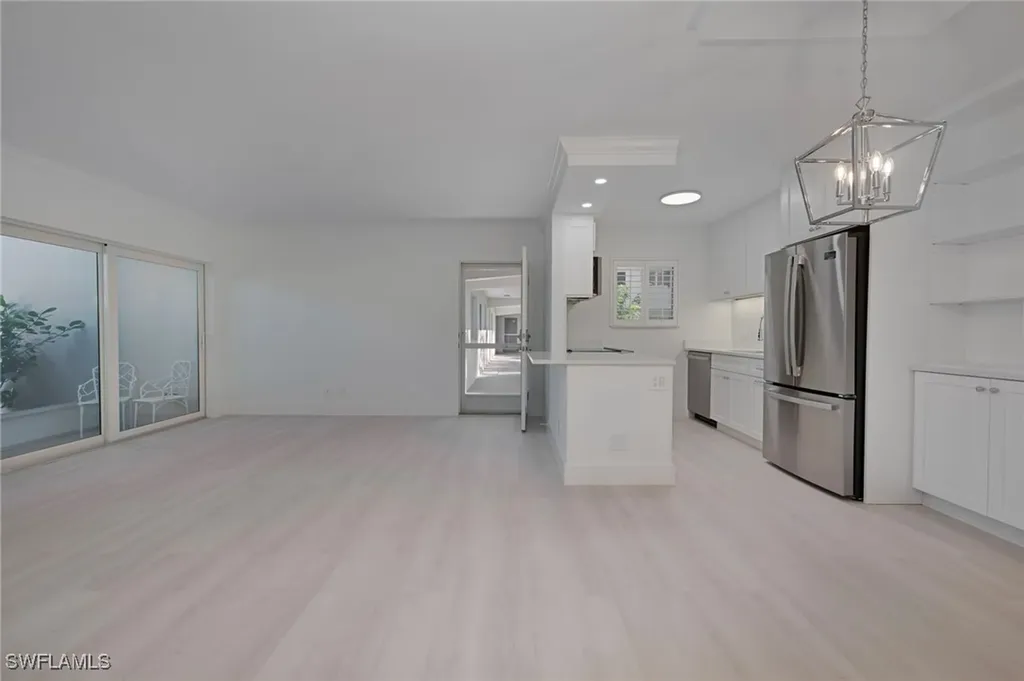 1100 Gulf Shore Boulevard N Naples FL 34103