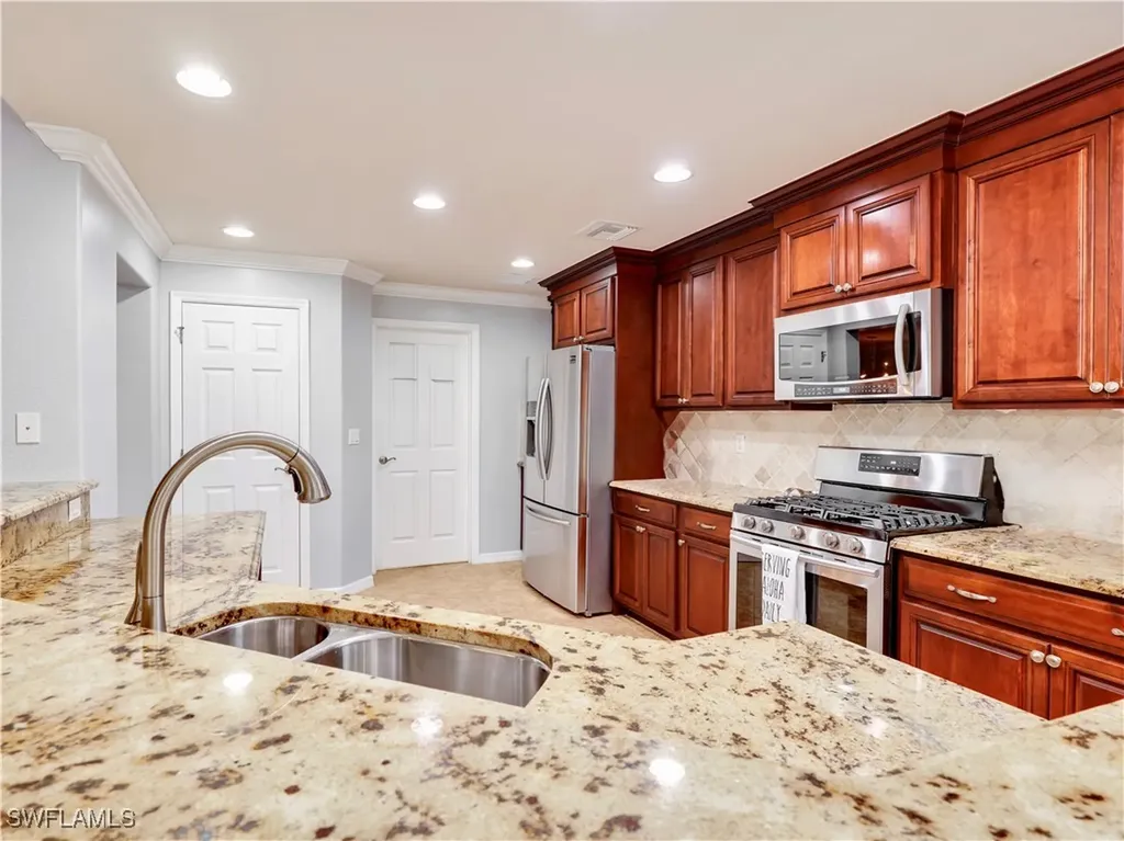 9085 Astonia Way Estero FL 33967