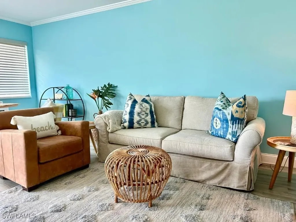 473 12th Avenue S Naples FL 34102