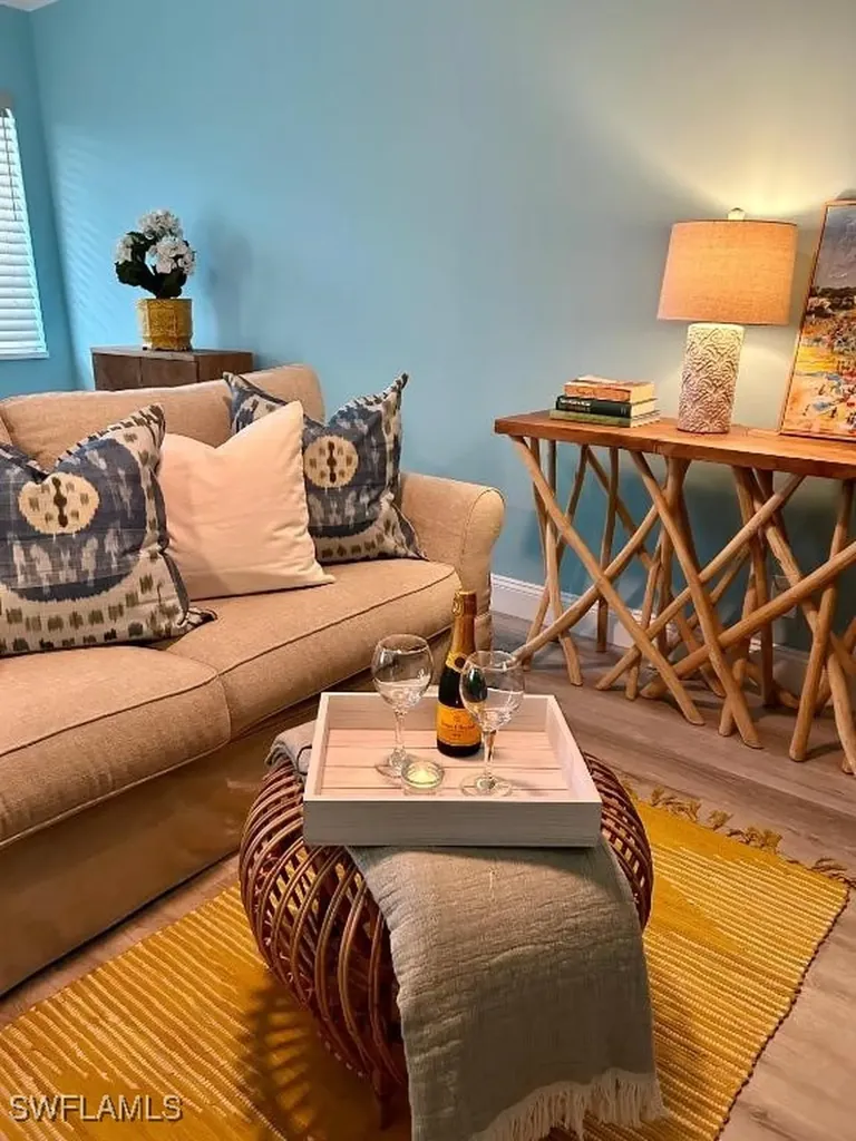 473 12th Avenue S Naples FL 34102