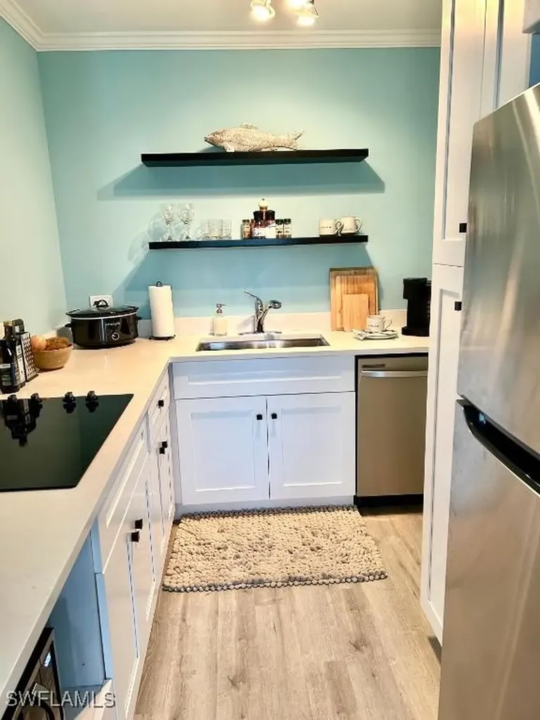 473 12th Avenue S Naples FL 34102