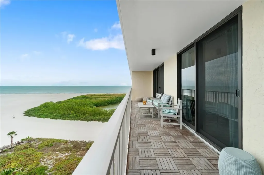 Marco Island FL, 380 Seaview Court, Unit 1209