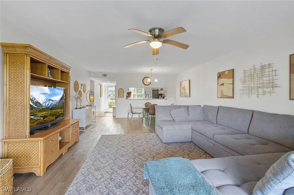 3705 Amberly Circle Naples FL 34112