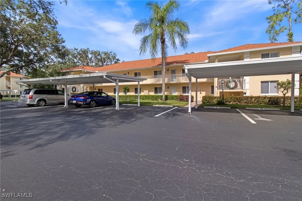 3705 Amberly Circle Naples FL 34112