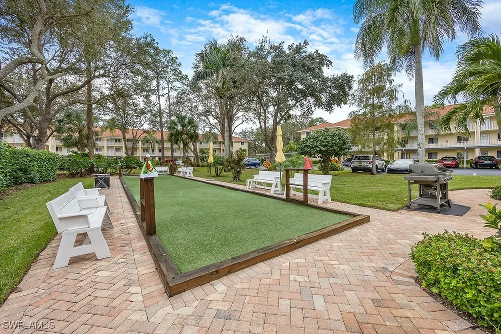 3705 Amberly Circle Naples FL 34112