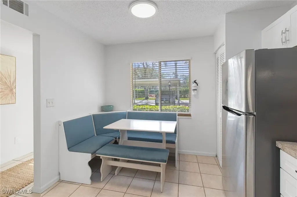 3705 Amberly Circle Naples FL 34112