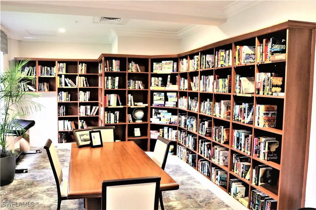 3705 Amberly Circle Naples FL 34112