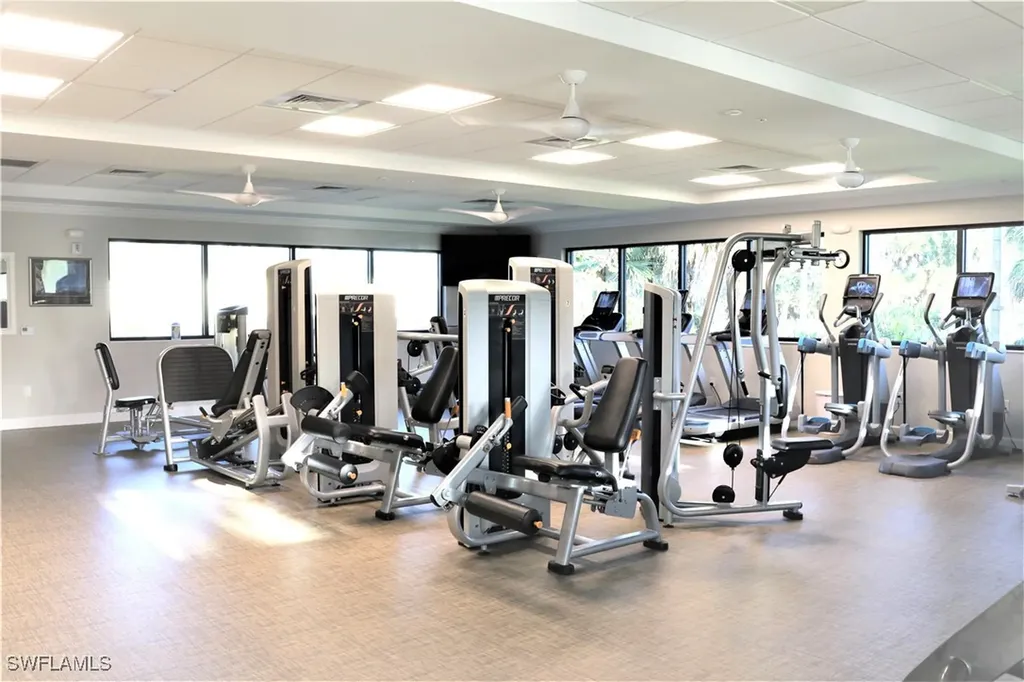 3705 Amberly Circle Naples FL 34112