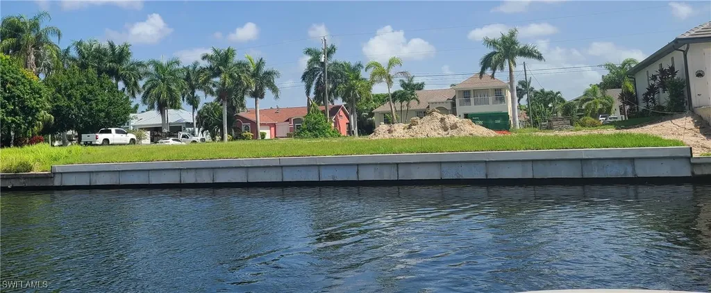 2712 SW 37th Terrace Cape Coral FL 33914
