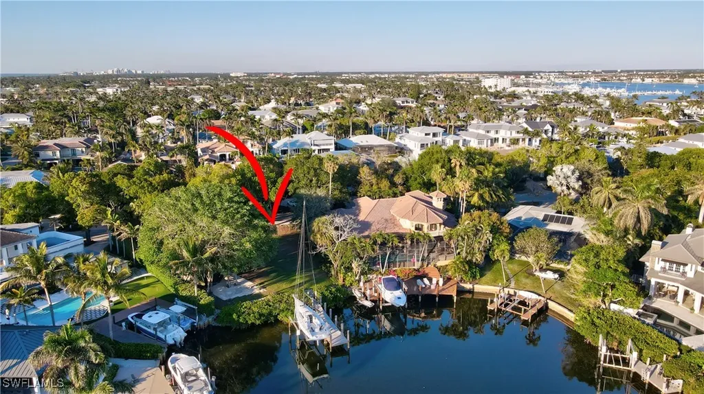 442 18th Avenue S Naples FL 34102