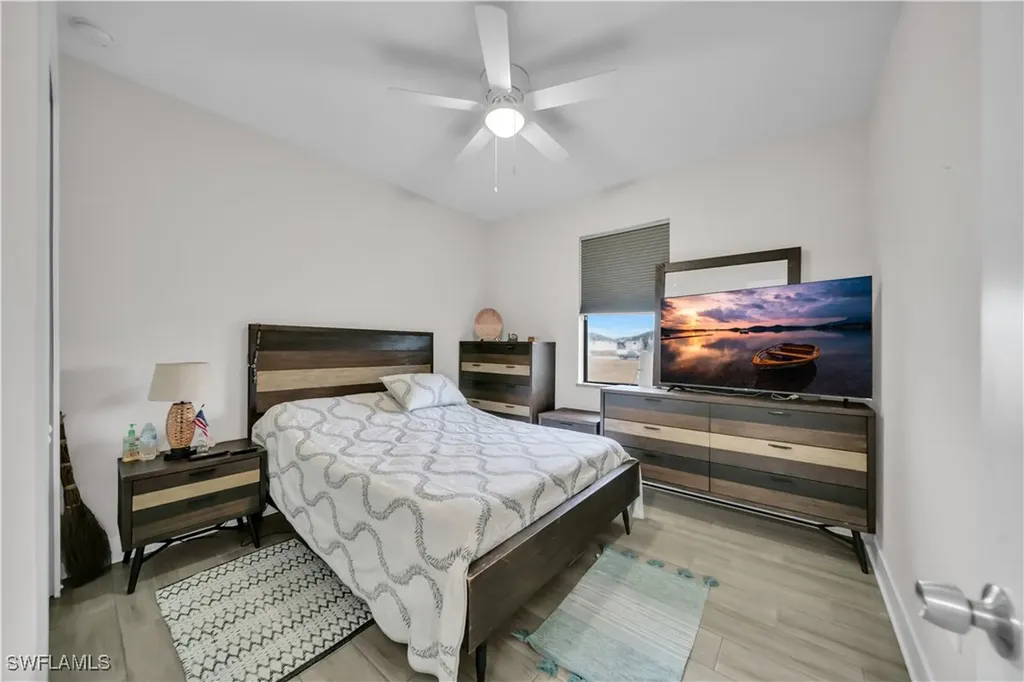 309 NE 15th Terrace Cape Coral FL 33909