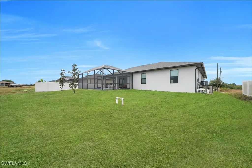 309 NE 15th Terrace Cape Coral FL 33909