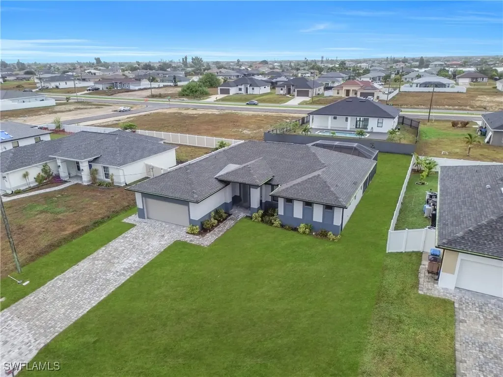 309 NE 15th Terrace Cape Coral FL 33909
