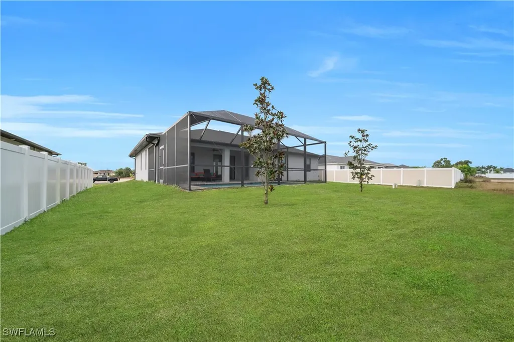 309 NE 15th Terrace Cape Coral FL 33909