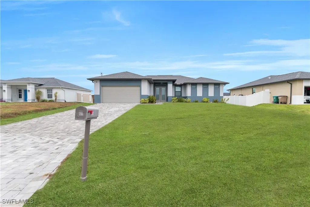 309 NE 15th Terrace Cape Coral FL 33909