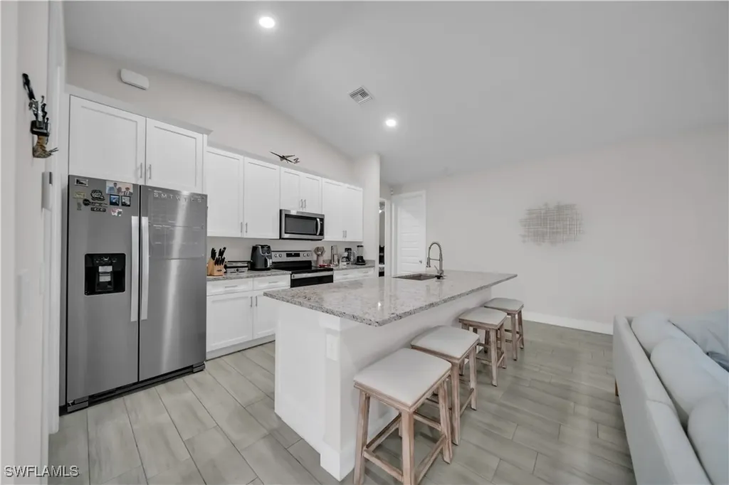 309 NE 15th Terrace Cape Coral FL 33909