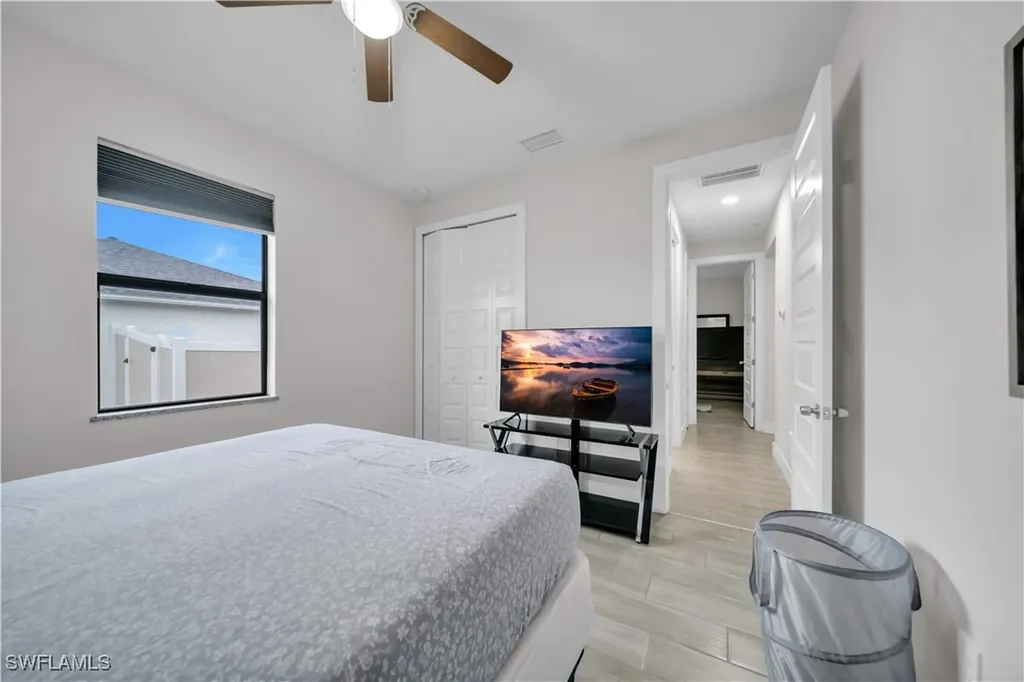 309 NE 15th Terrace Cape Coral FL 33909