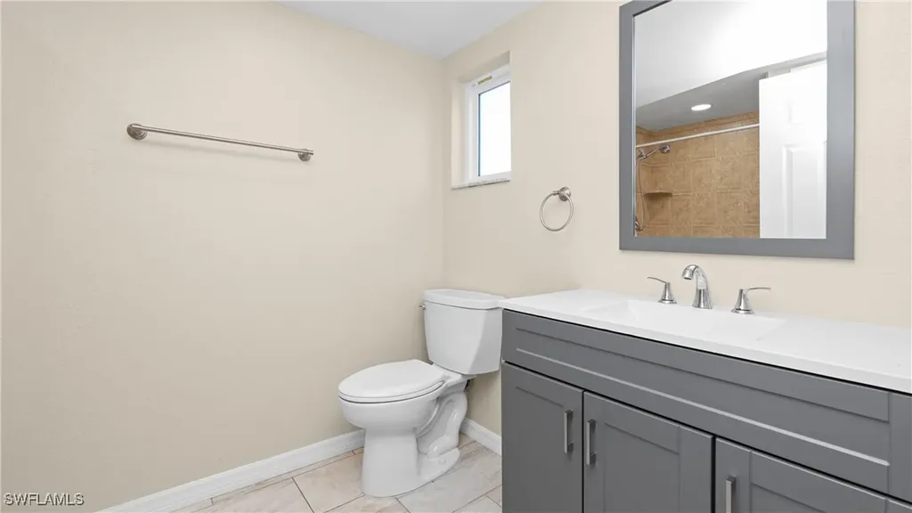 1311 SE 33rd Terrace Cape Coral FL 33904