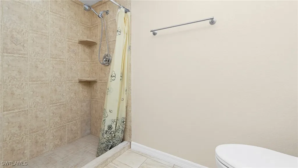 1311 SE 33rd Terrace Cape Coral FL 33904