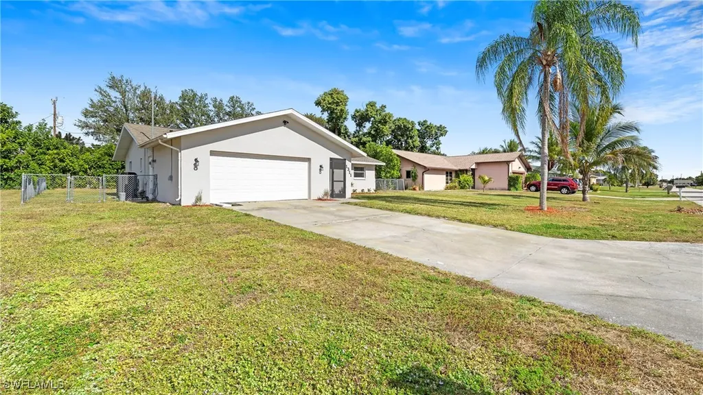 1311 SE 33rd Terrace Cape Coral FL 33904