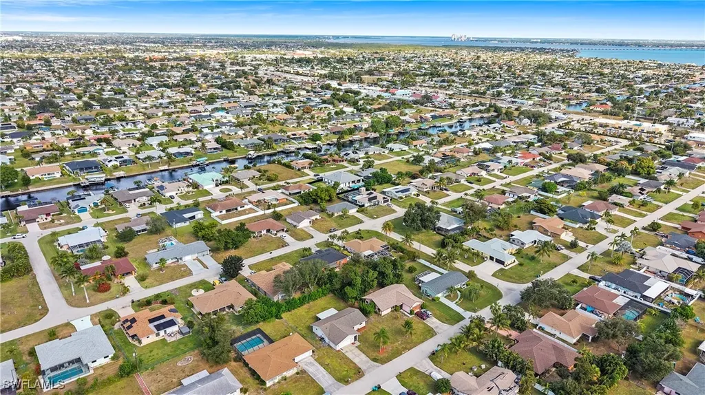 1311 SE 33rd Terrace Cape Coral FL 33904