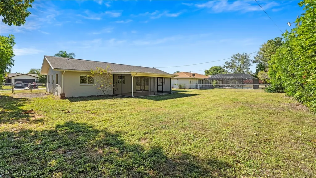1311 SE 33rd Terrace Cape Coral FL 33904