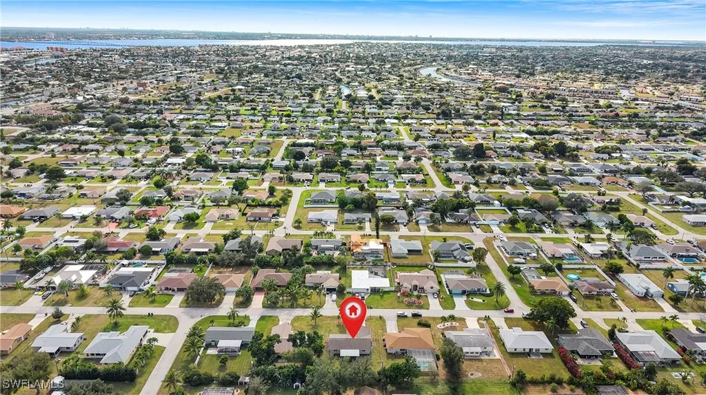 1311 SE 33rd Terrace Cape Coral FL 33904