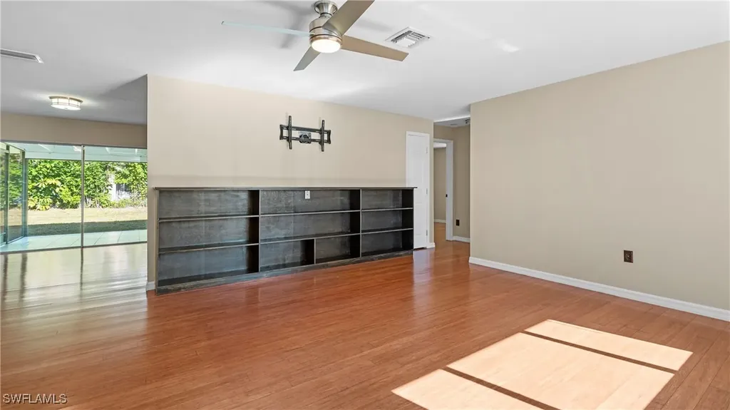 1311 SE 33rd Terrace Cape Coral FL 33904