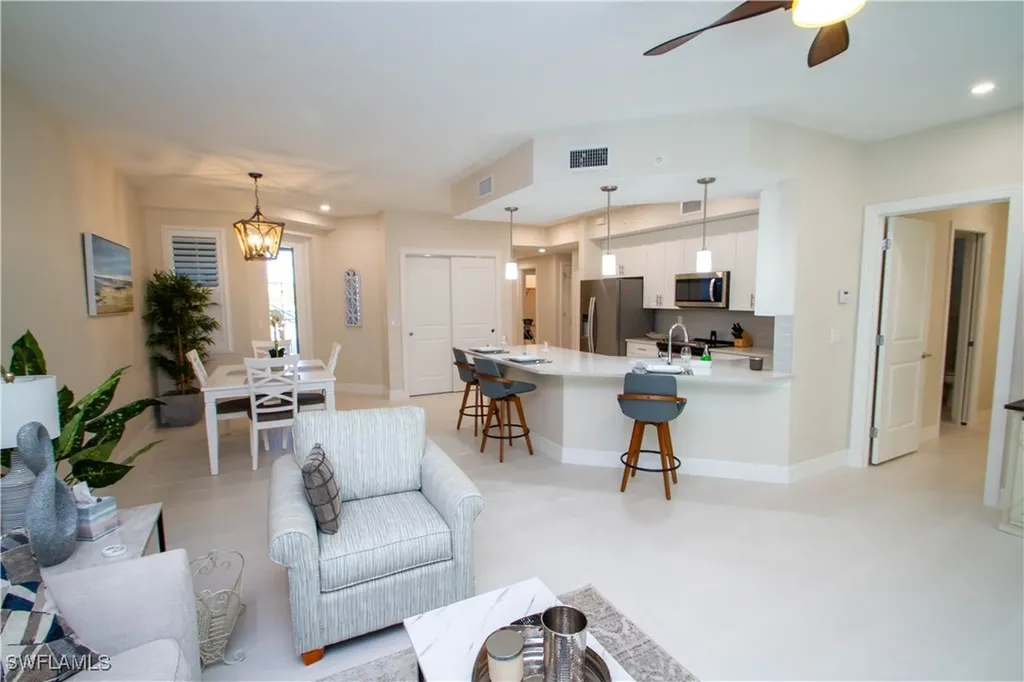 262 Indies Drive Naples FL 34114