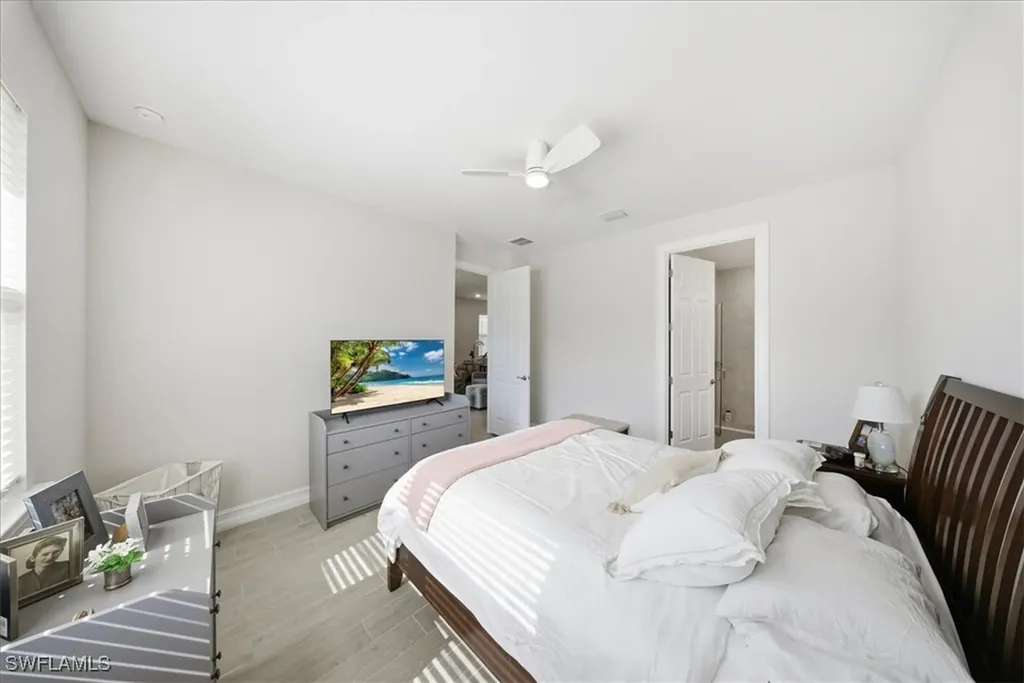 1074 Enbrook Loop Naples FL 34114