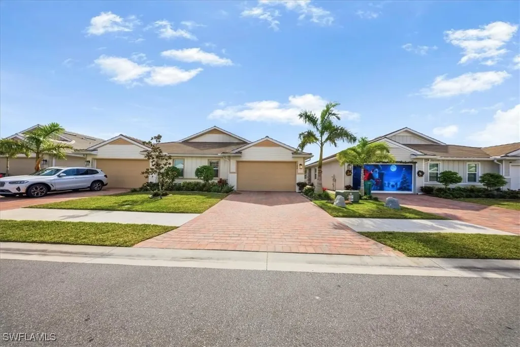 1074 Enbrook Loop Naples FL 34114