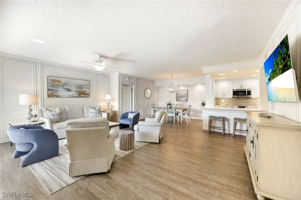797 Willowbrook Drive Naples FL 34108