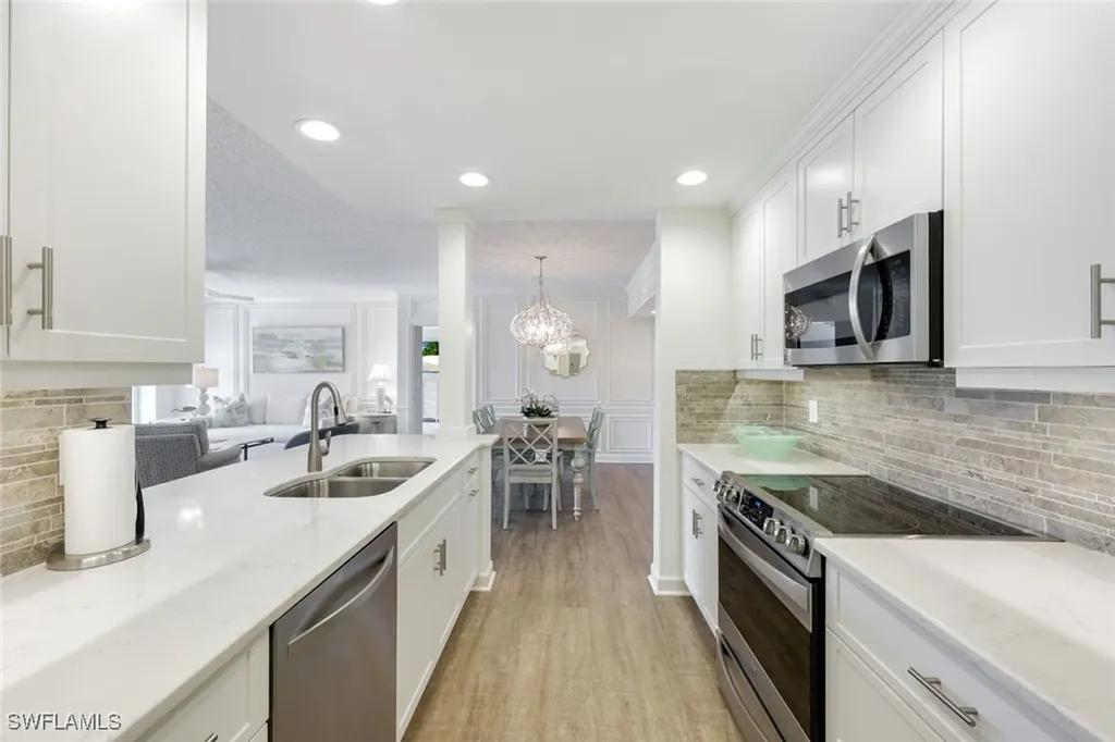 797 Willowbrook Drive Naples FL 34108