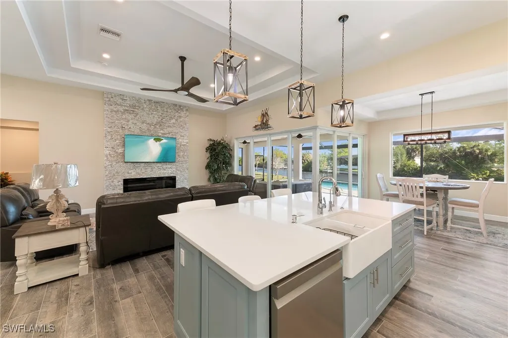 2833 NW 41st Avenue Cape Coral FL 33993
