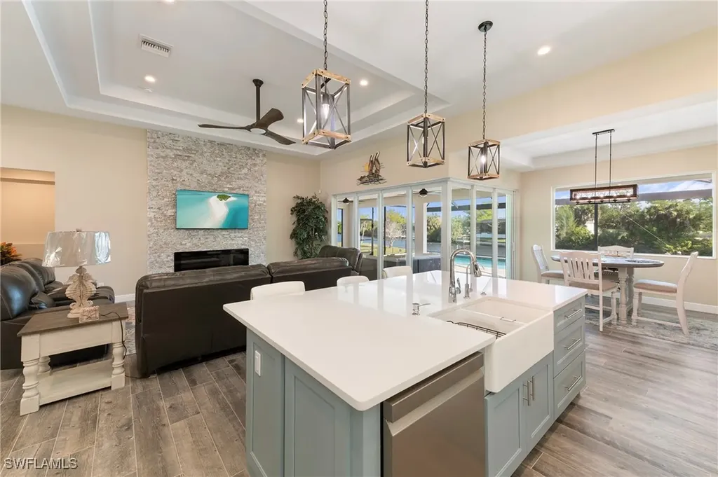 2833 NW 41st Avenue Cape Coral FL 33993