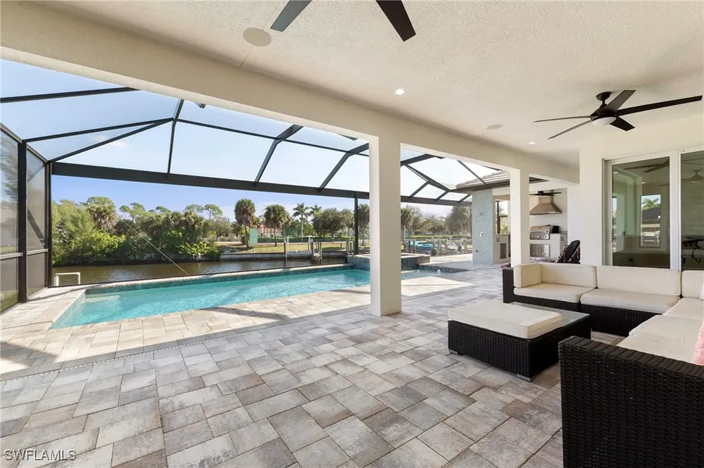 2833 NW 41st Avenue Cape Coral FL 33993